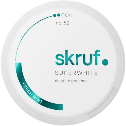 Skruf Fresh Super White Slim #2 – tobacco-free snus with refreshing mint flavor and smooth slim pouches.
